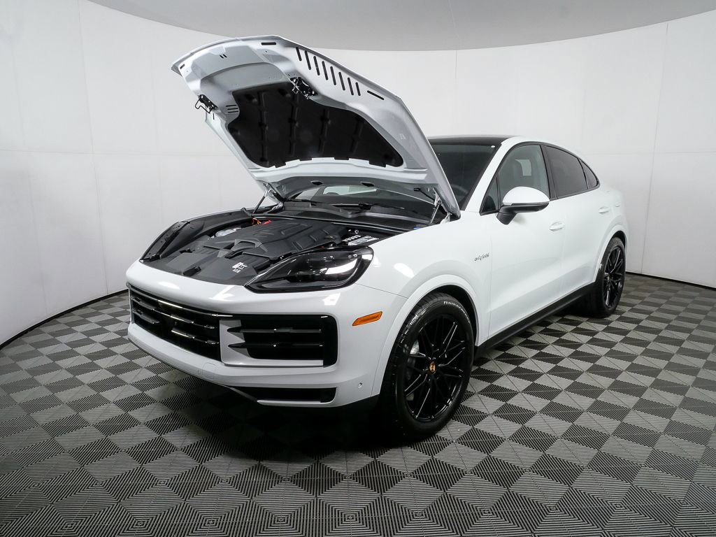 New 2026 Porsche Cayenne E-Hybrid Coupe image 36