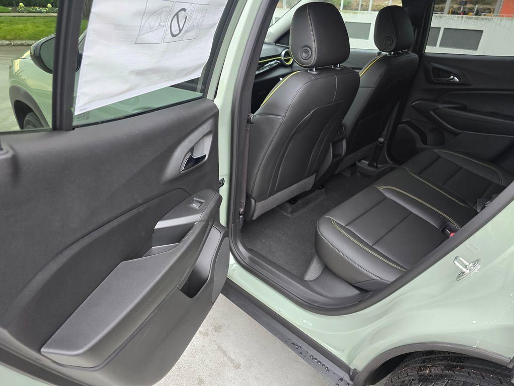 New 2026 Chevrolet Trax ACTIV w/ Driver Confidence Package image 17