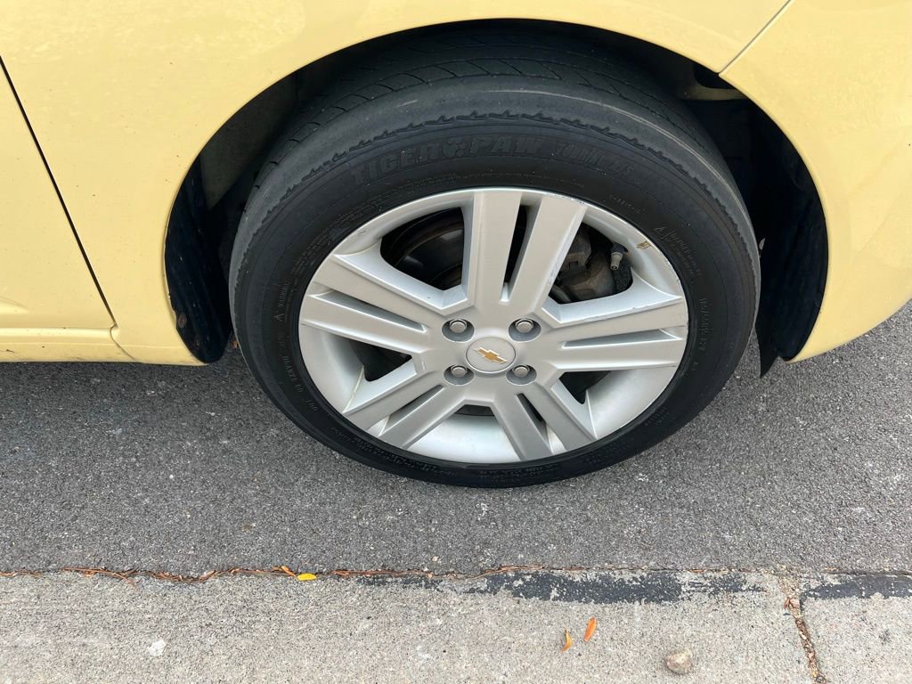 Used 2014 Chevrolet Spark LT image 11