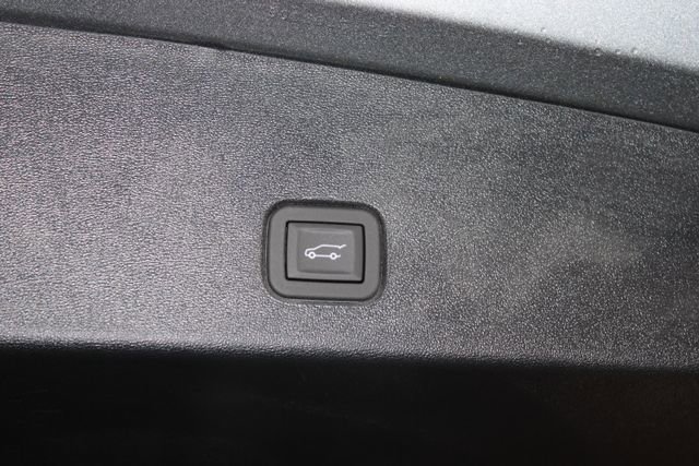 New 2026 Cadillac Optiq Sport 2 AWD/4WD image 36
