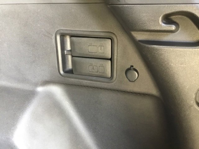 Used 2021 Chevrolet Equinox LT image 43