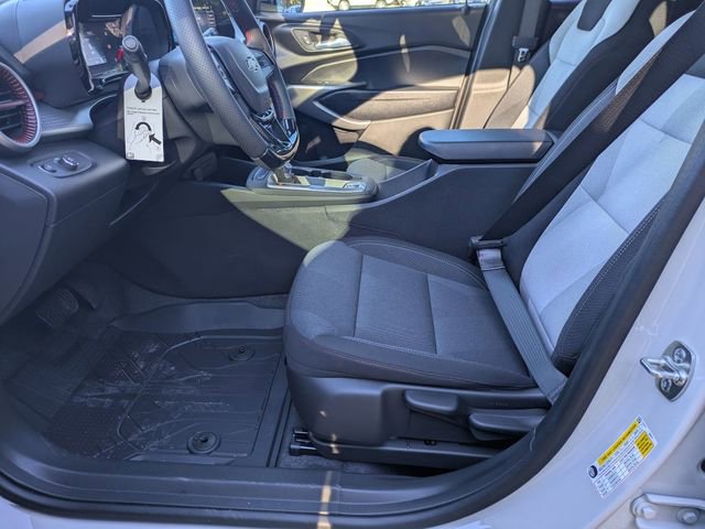 New 2026 Chevrolet Trax RS w/ Sunroof Package image 10