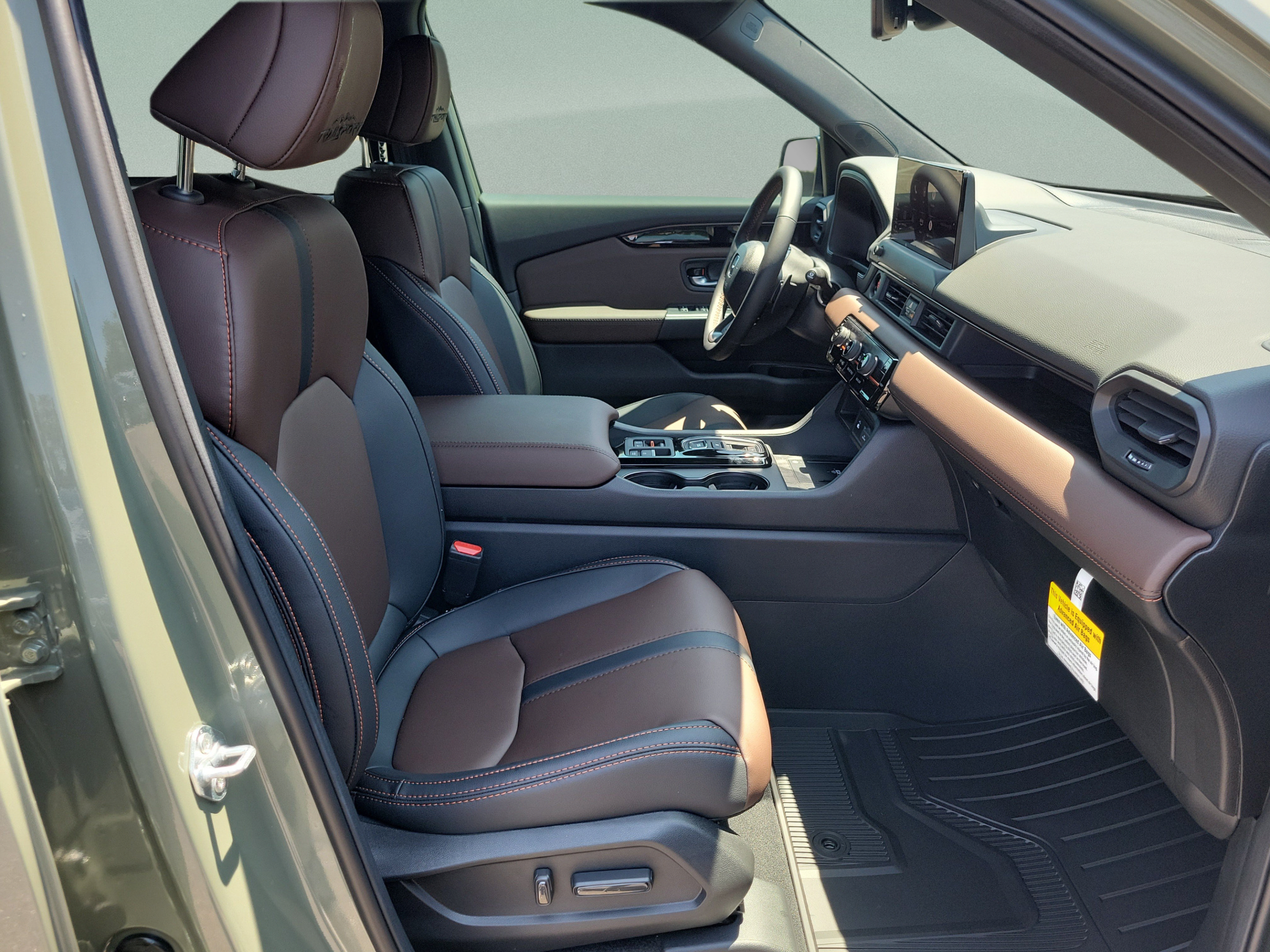 New 2026 Honda Pilot TrailSport image 18