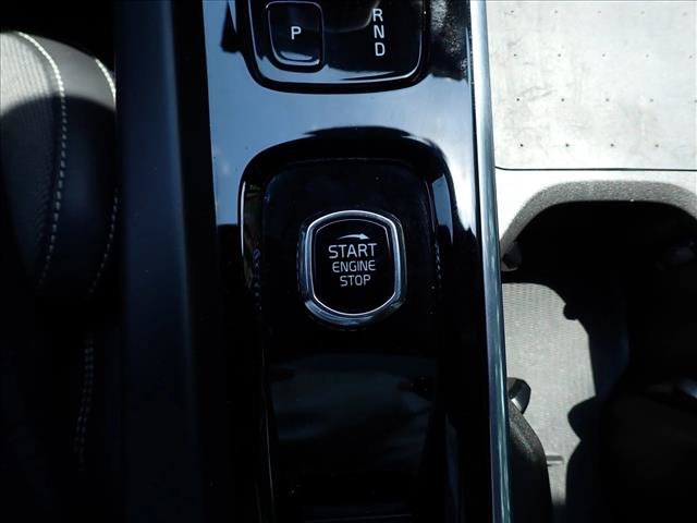 Used 2022 Volvo S60 B5 R-Design w/ Advanced Package FWD image 22