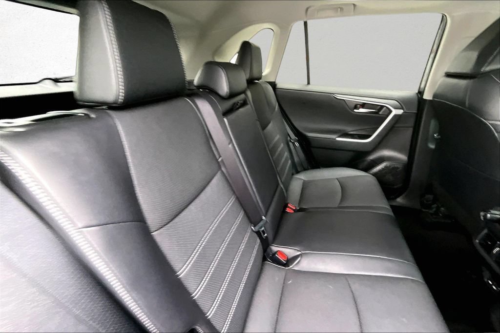 Certified 2022 Toyota RAV4 Limited FWD image 27