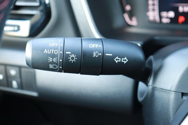 Certified 2025 Honda Pilot Black Edition image 31