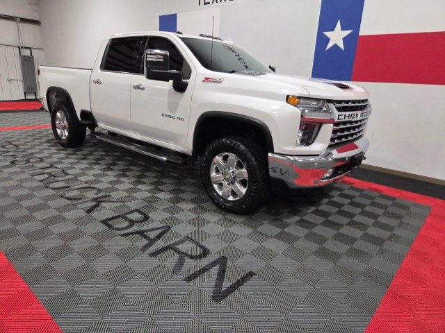 Used 2022 Chevrolet Silverado 2500 LTZ w/ LTZ Premium Package AWD/4WD image 15