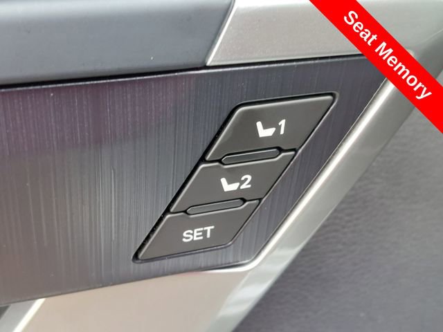 Certified 2025 Toyota Sequoia Platinum image 19