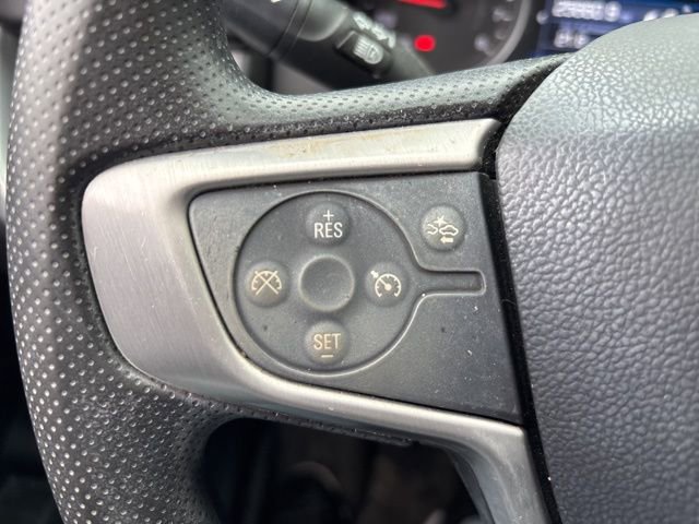 Used 2023 GMC Terrain SLE w/ Driver Convenience Package image 16