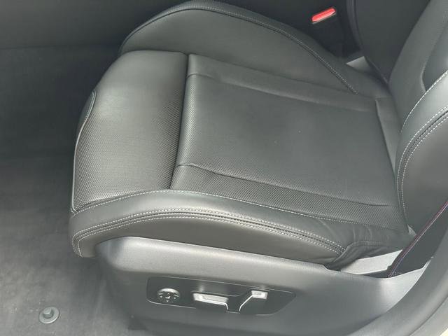 Used 2025 BMW M5 Base w/ Carbon Package image 21