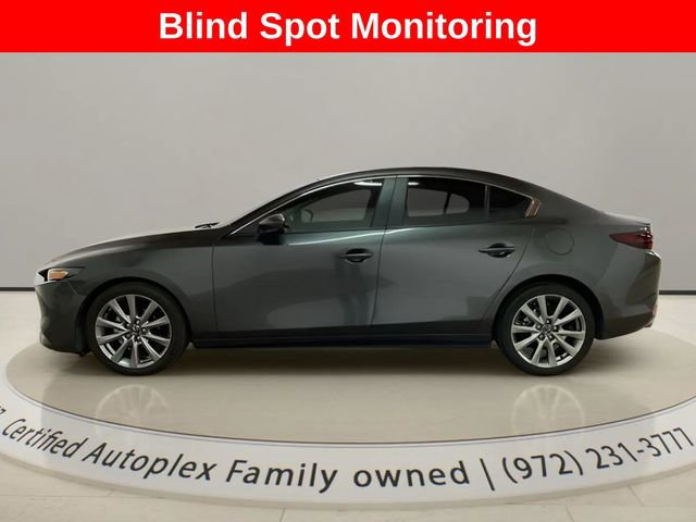 Used 2020 MAZDA MAZDA3 Sedan w/ Select Package image 2