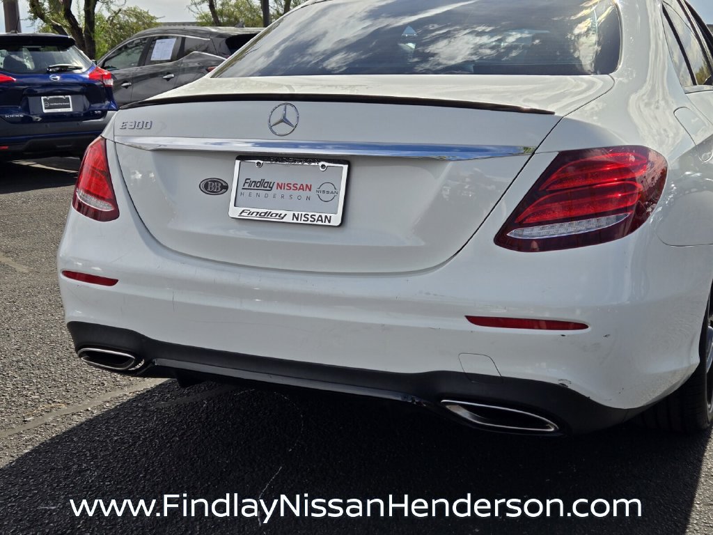 Used 2019 Mercedes-Benz E 300 image 3