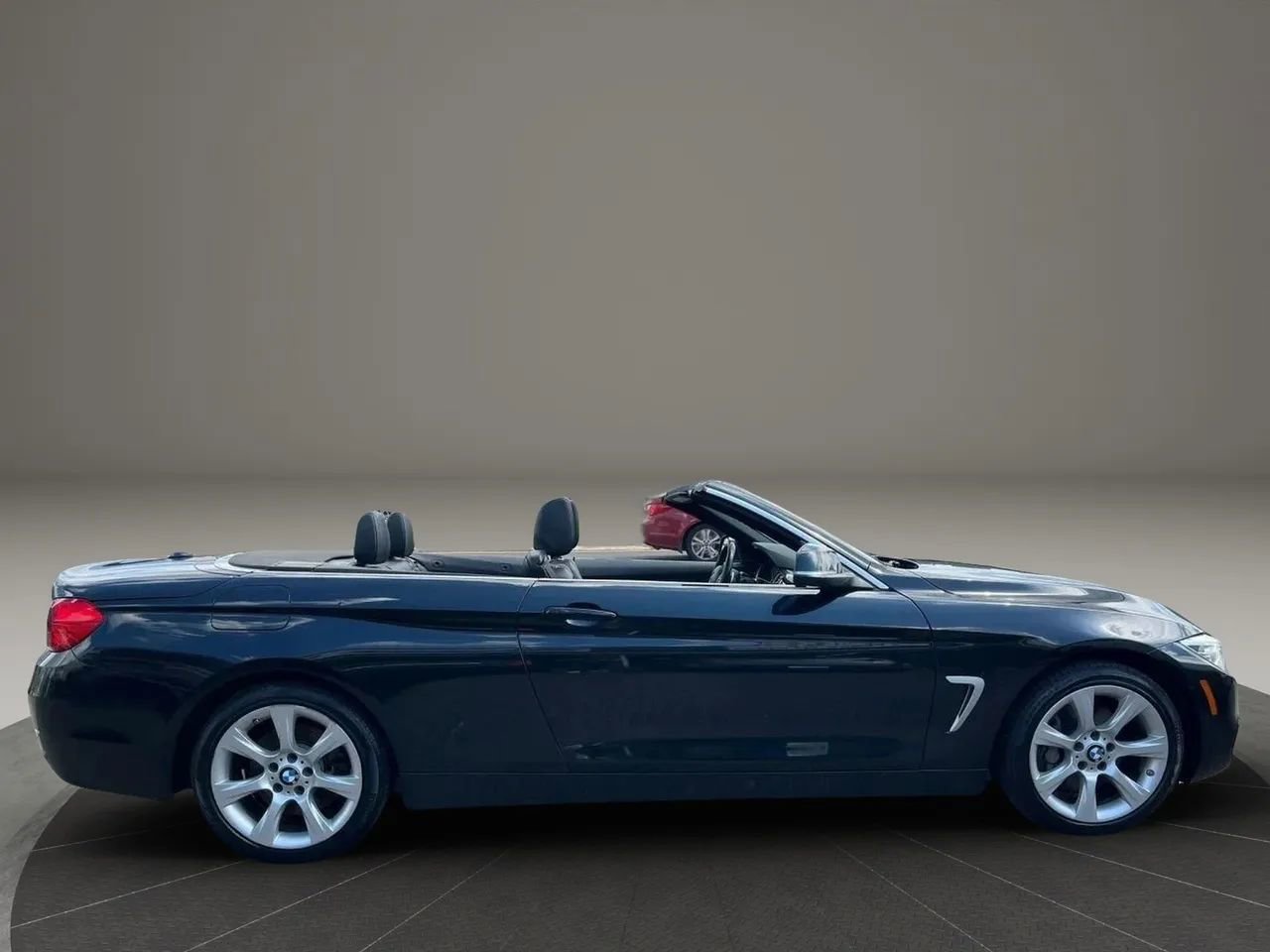 Used 2015 BMW 435i xDrive Convertible image 3