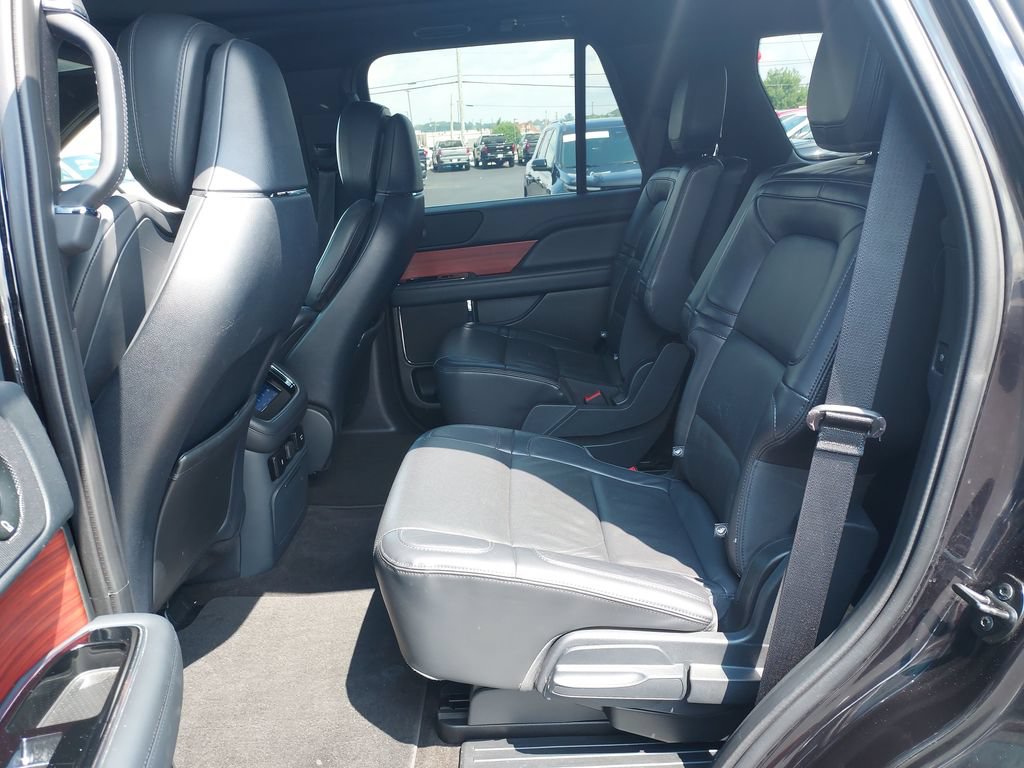 Used 2024 Lincoln Navigator Reserve AWD/4WD image 14