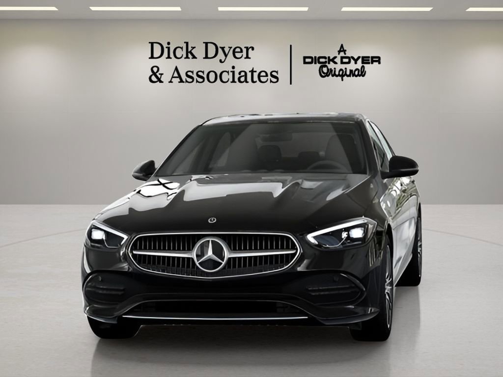 Used 2025 Mercedes-Benz C 300 Sedan image 37
