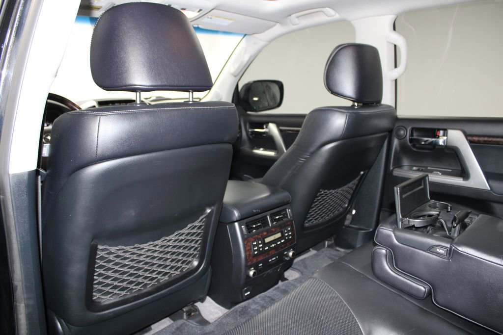 Used 2013 Toyota Land Cruiser AWD/4WD image 25