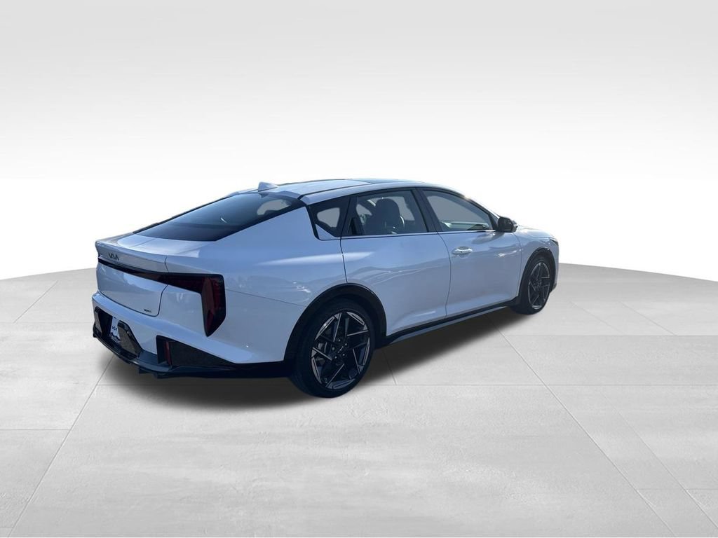 Certified 2025 Kia K4 GT-Line w/ GT-Line Premium Package FWD image 7