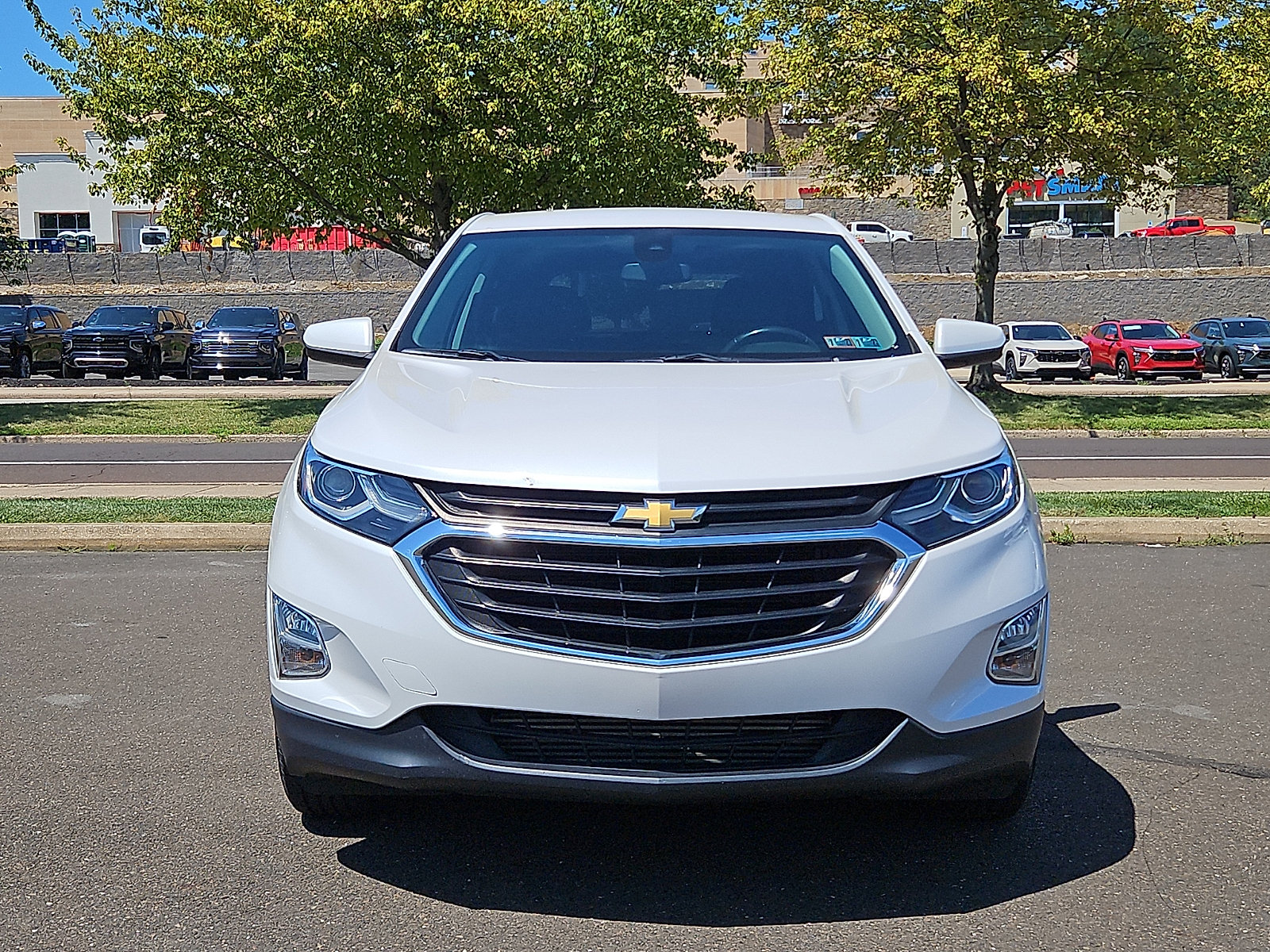 Used 2020 Chevrolet Equinox LT AWD/4WD image 2