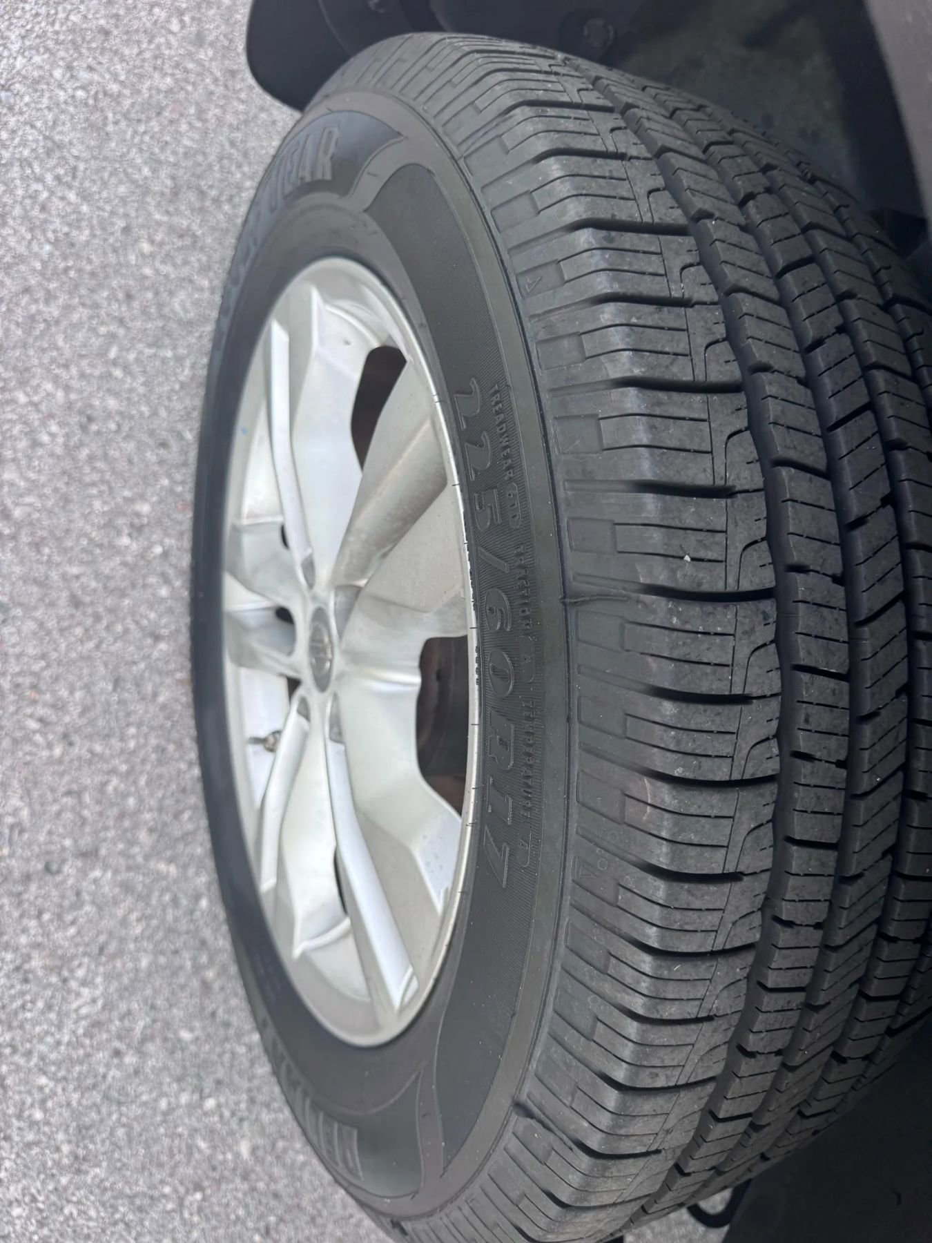 Used 2013 Nissan Rogue SV image 20