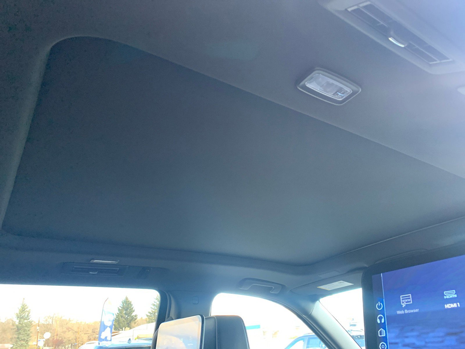 New 2026 Chevrolet Suburban Premier image 20