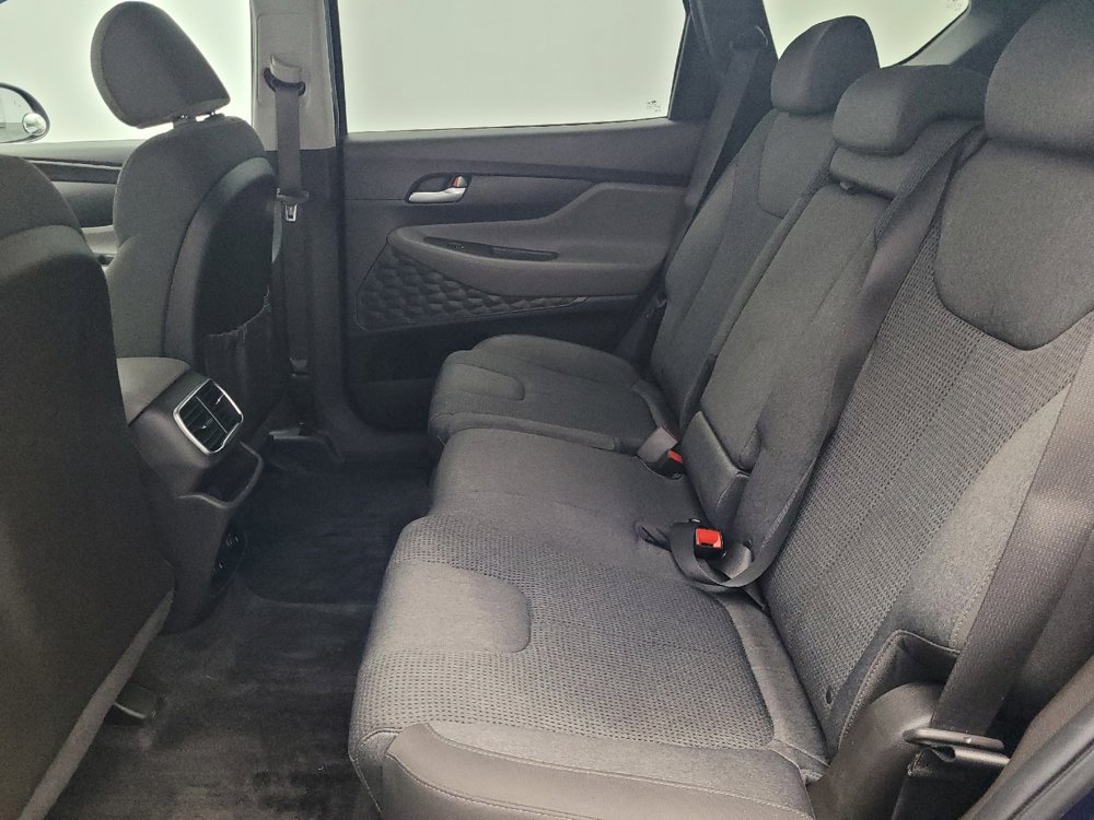 Used 2019 Hyundai Santa Fe SE image 18