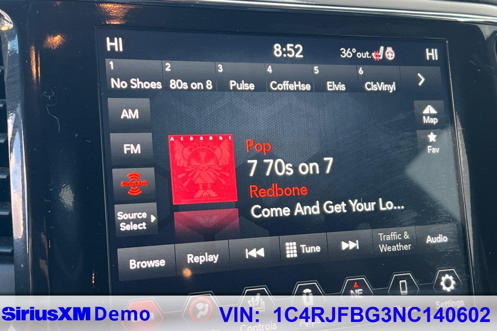 Used 2022 Jeep Grand Cherokee Limited image 30