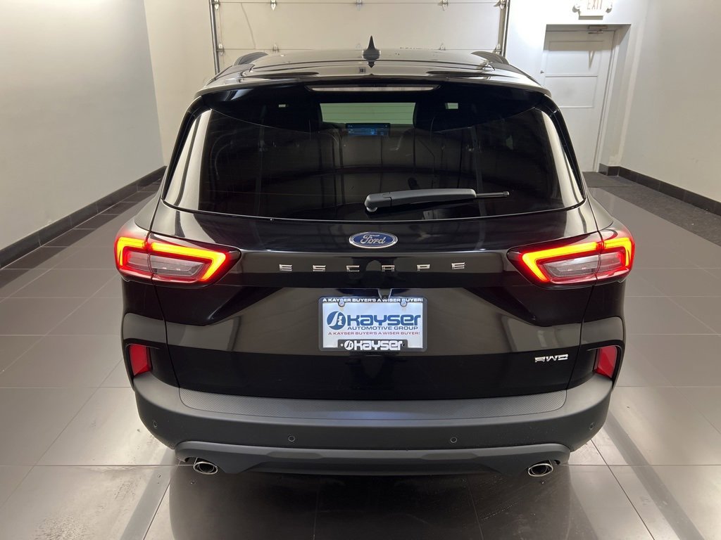 New 2026 Ford Escape ST-Line w/ Tech Pack #1 image 5