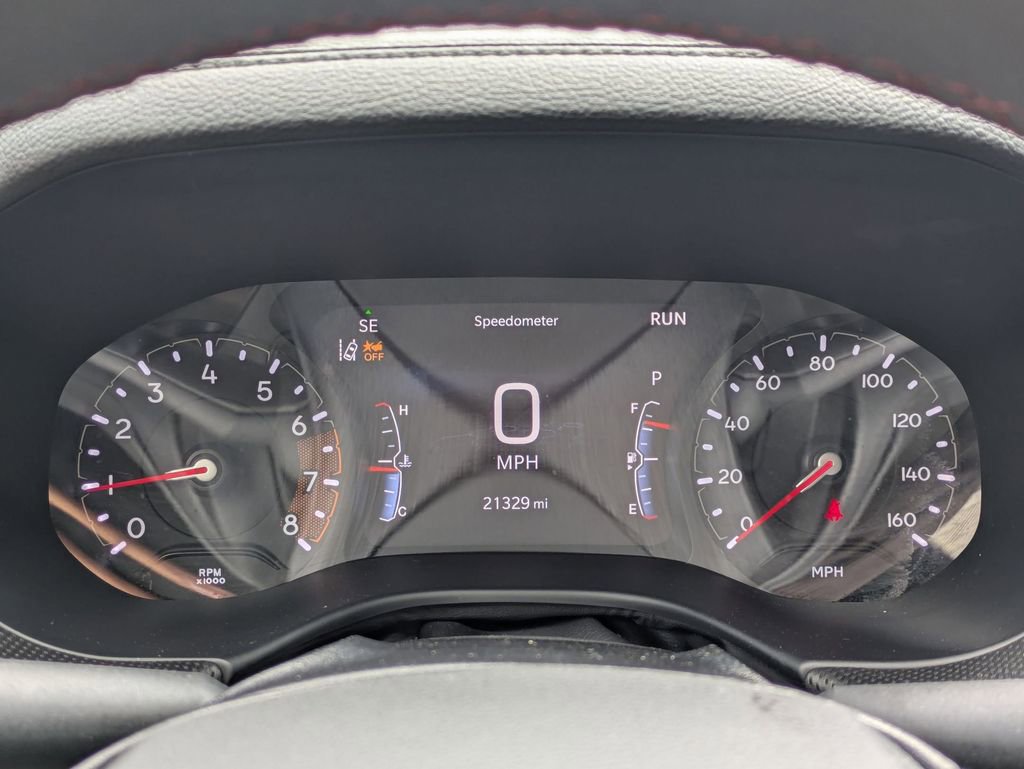 Used 2025 Jeep Compass Trailhawk AWD/4WD image 16