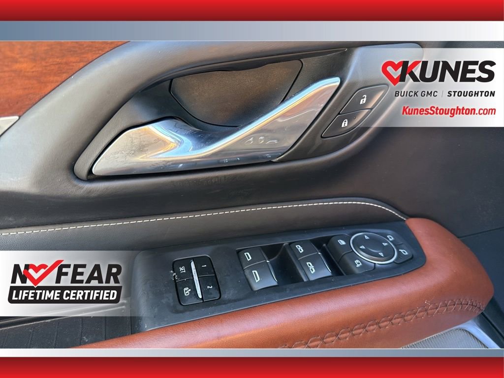 Used 2024 GMC Yukon XL Denali Ultimate AWD/4WD image 18