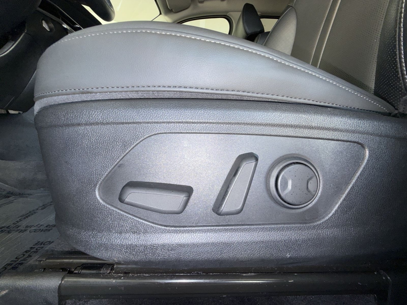 Used 2025 Kia Sorento X-Line EX AWD/4WD image 14