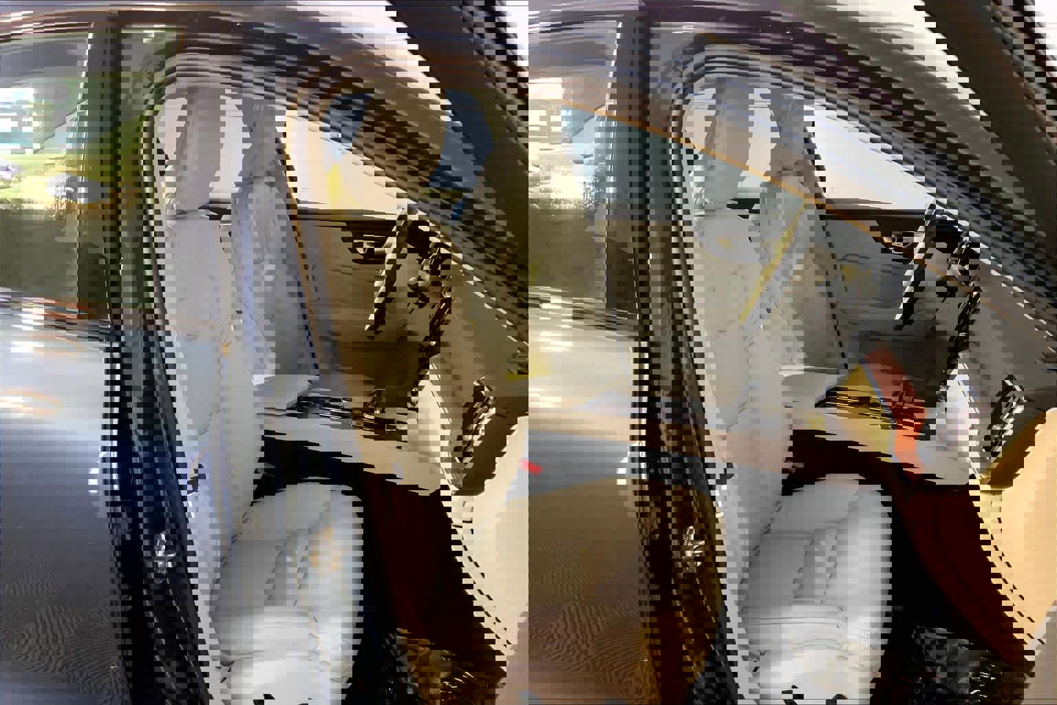 Used 2022 Volvo S60 B5 Momentum w/ Premium Package image 7