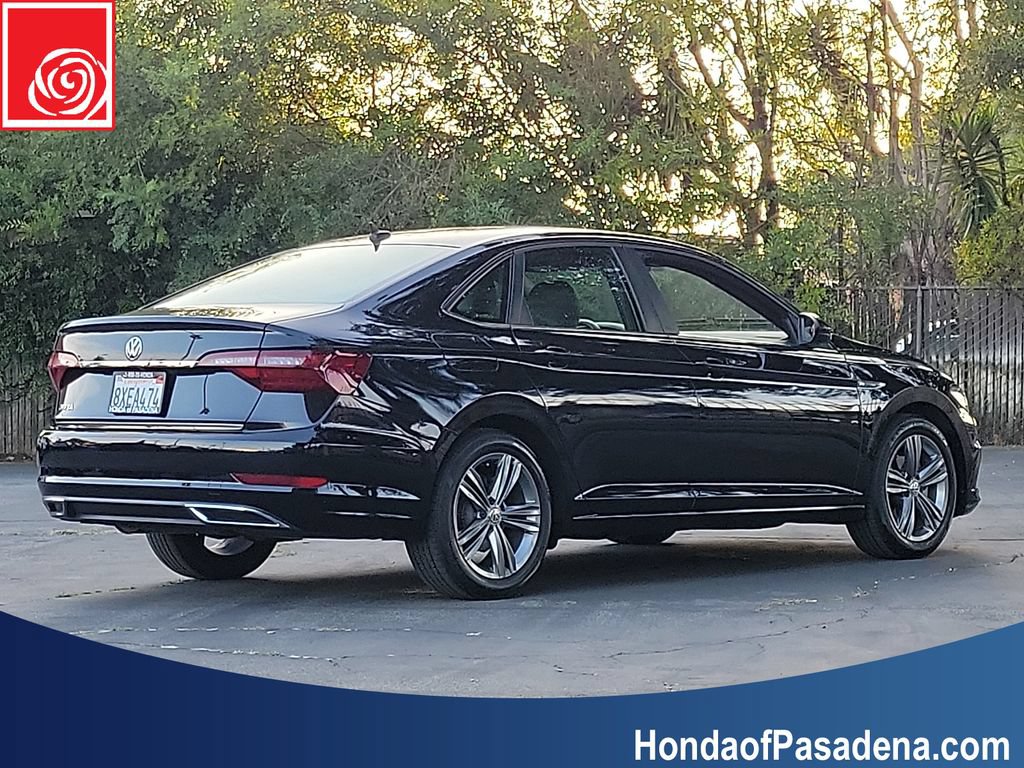 Used 2021 Volkswagen Jetta R-Line FWD video 2