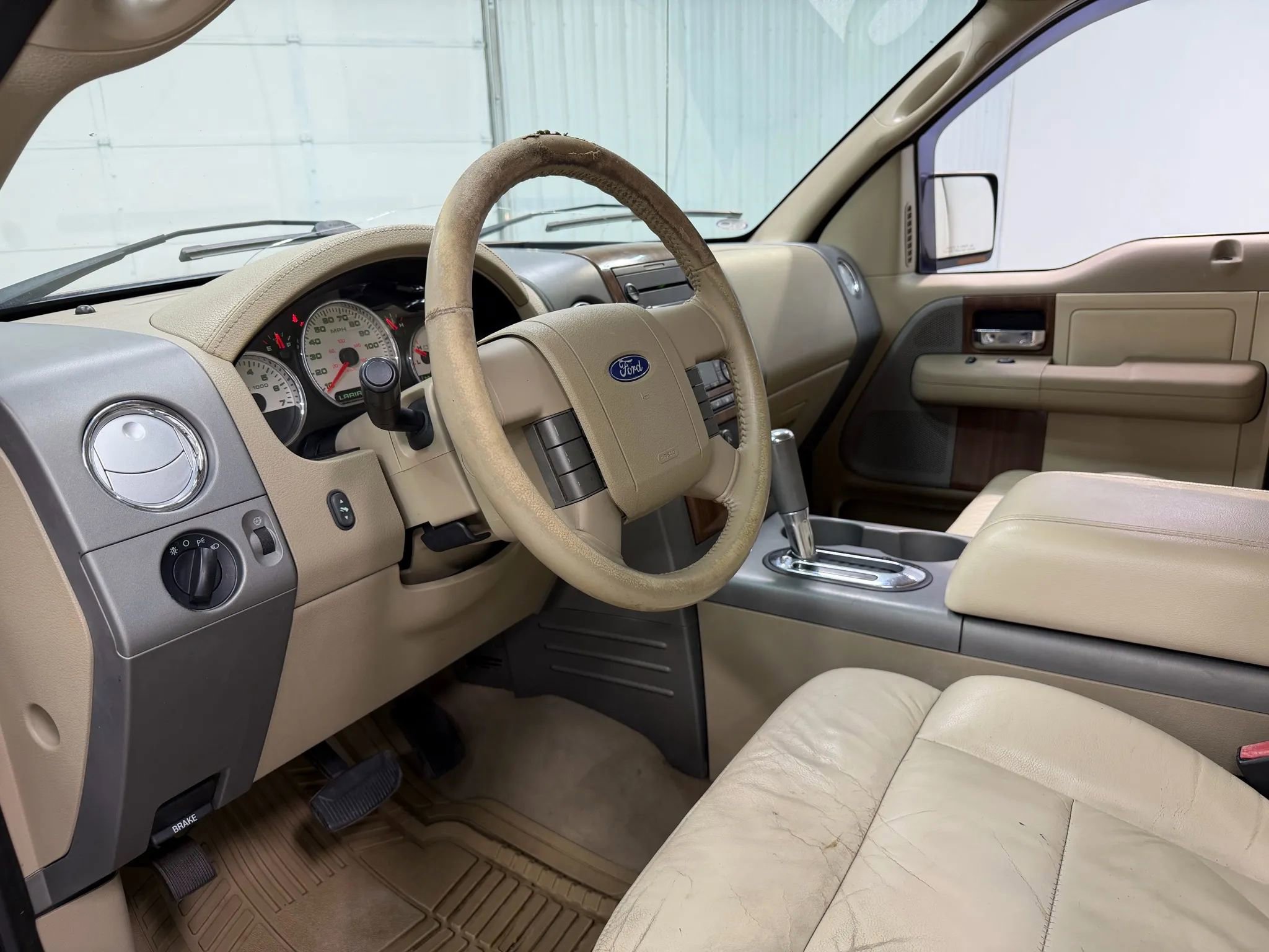 Used 2004 Ford F150 Lariat AWD/4WD image 12