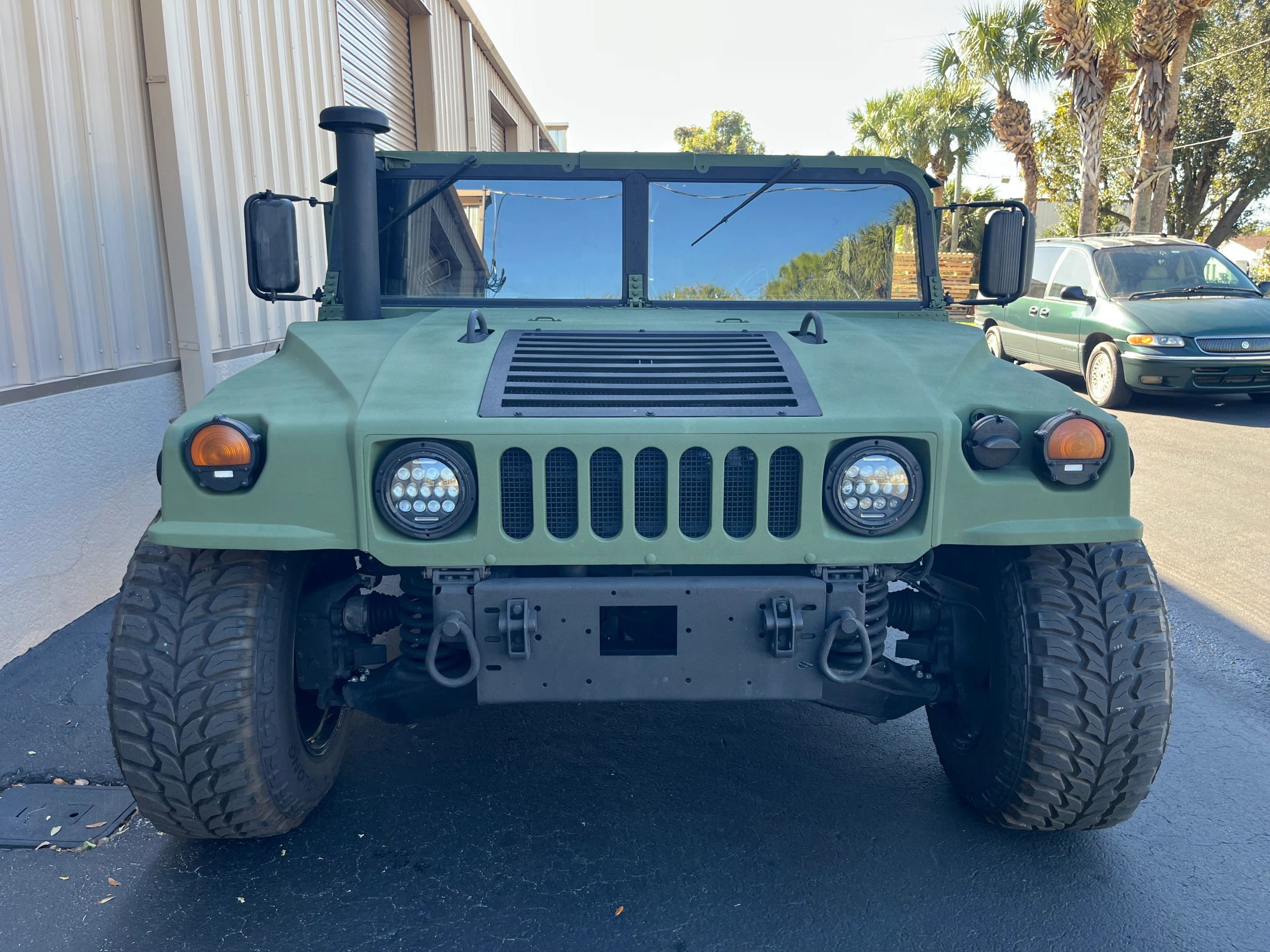 Used 1998 HUMMER H1 image 2