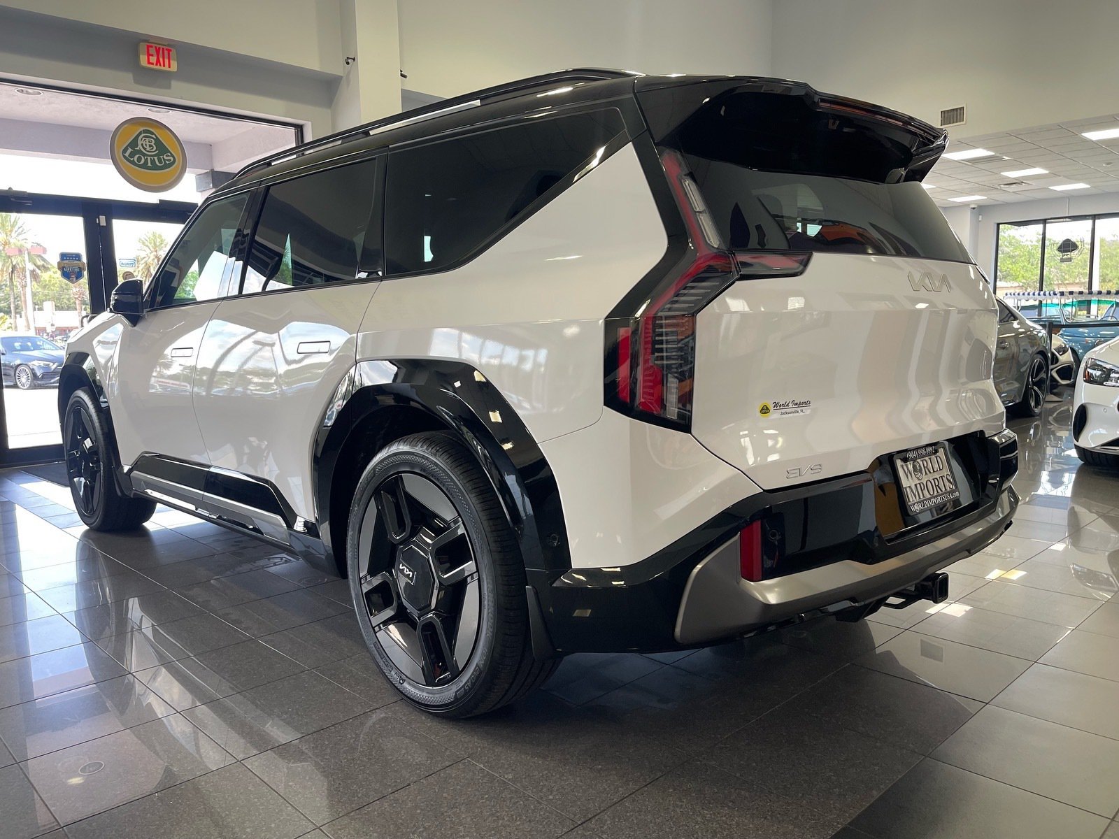 Used 2026 Kia EV9 GT-Line AWD/4WD image 3