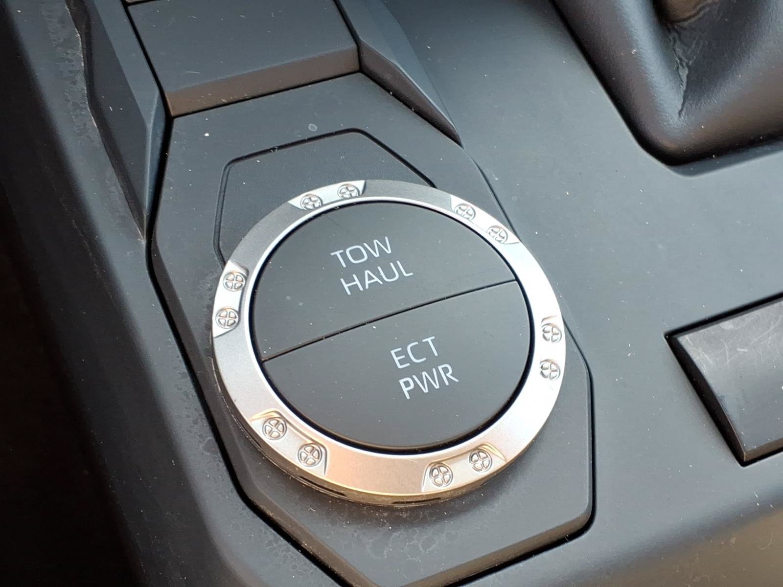 Used 2025 Toyota Tacoma SR5 RWD image 23