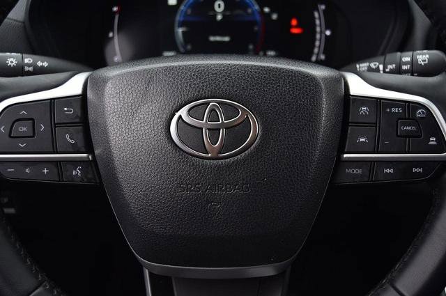 Used 2025 Toyota Grand Highlander XLE 4D Sport Utility image 21