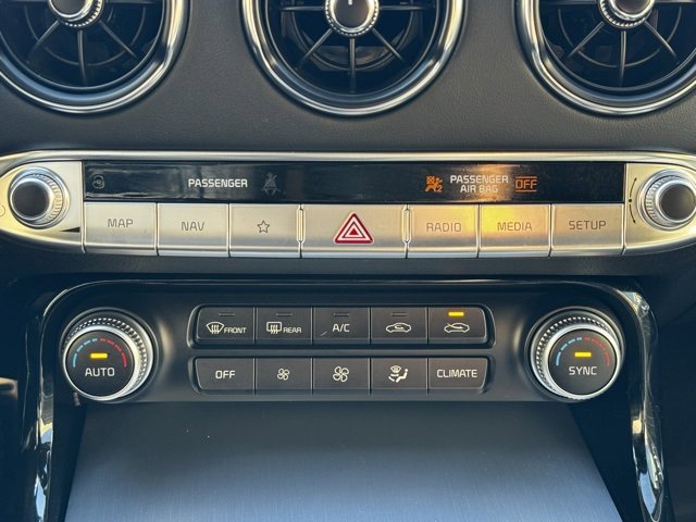 Used 2022 Kia Stinger GT2 image 13