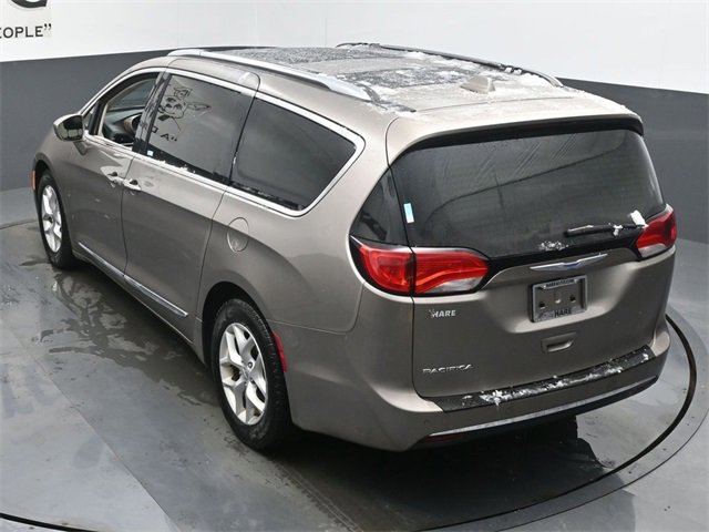 Used 2018 Chrysler Pacifica Touring-L Plus w/ Tire & Wheel Group image 42