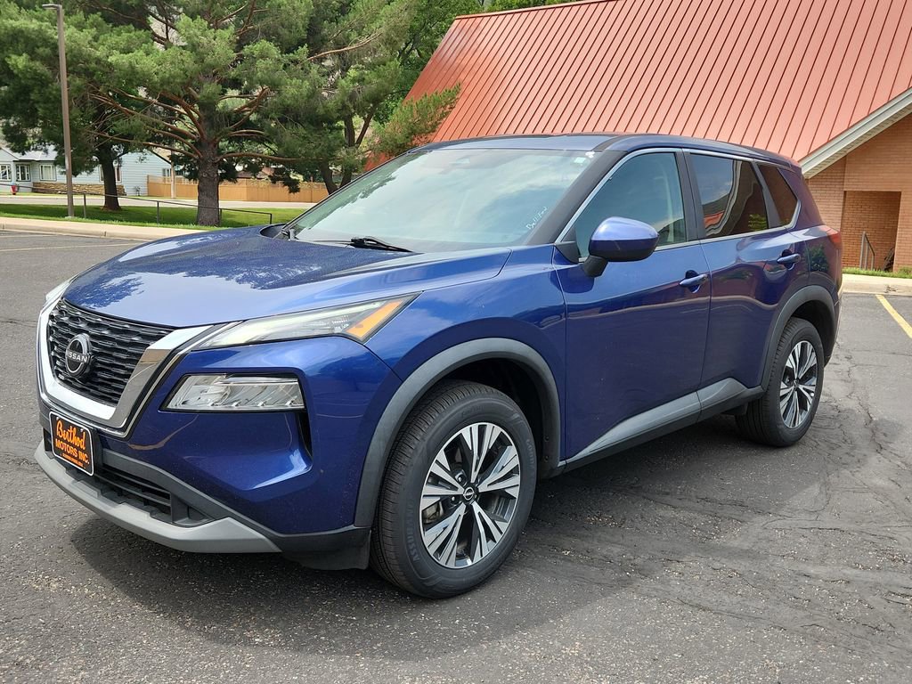Used 2023 Nissan Rogue SV image 4