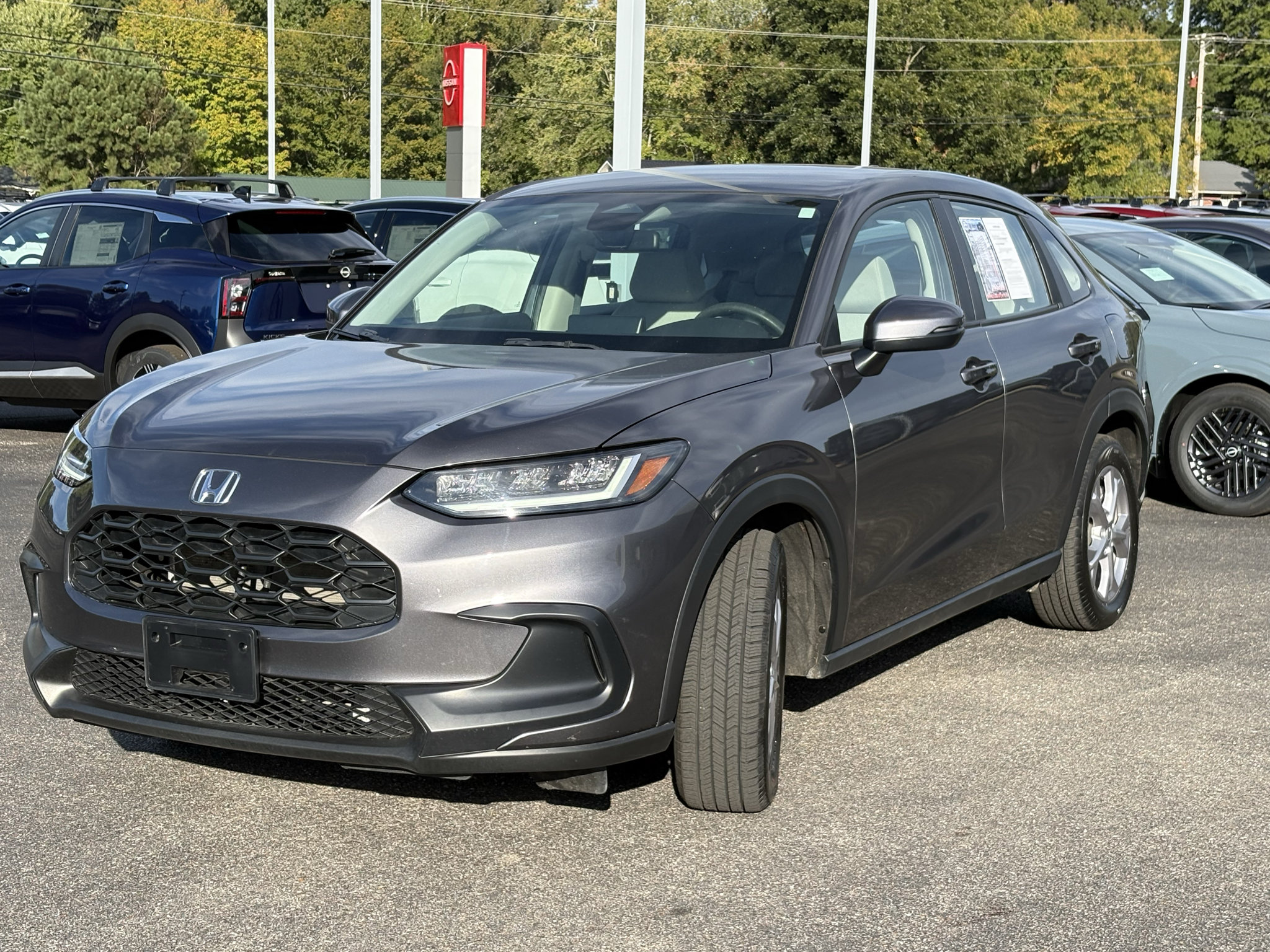 Used 2024 Honda HR-V LX image 3