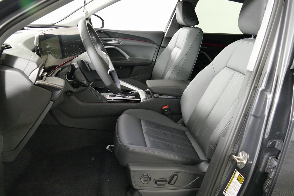 Certified 2025 Audi Q5 Premium w/ Convenience Package AWD/4WD image 13