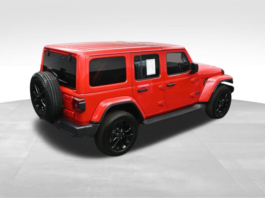 Used 2025 Jeep Wrangler Unlimited Sahara AWD/4WD image 36