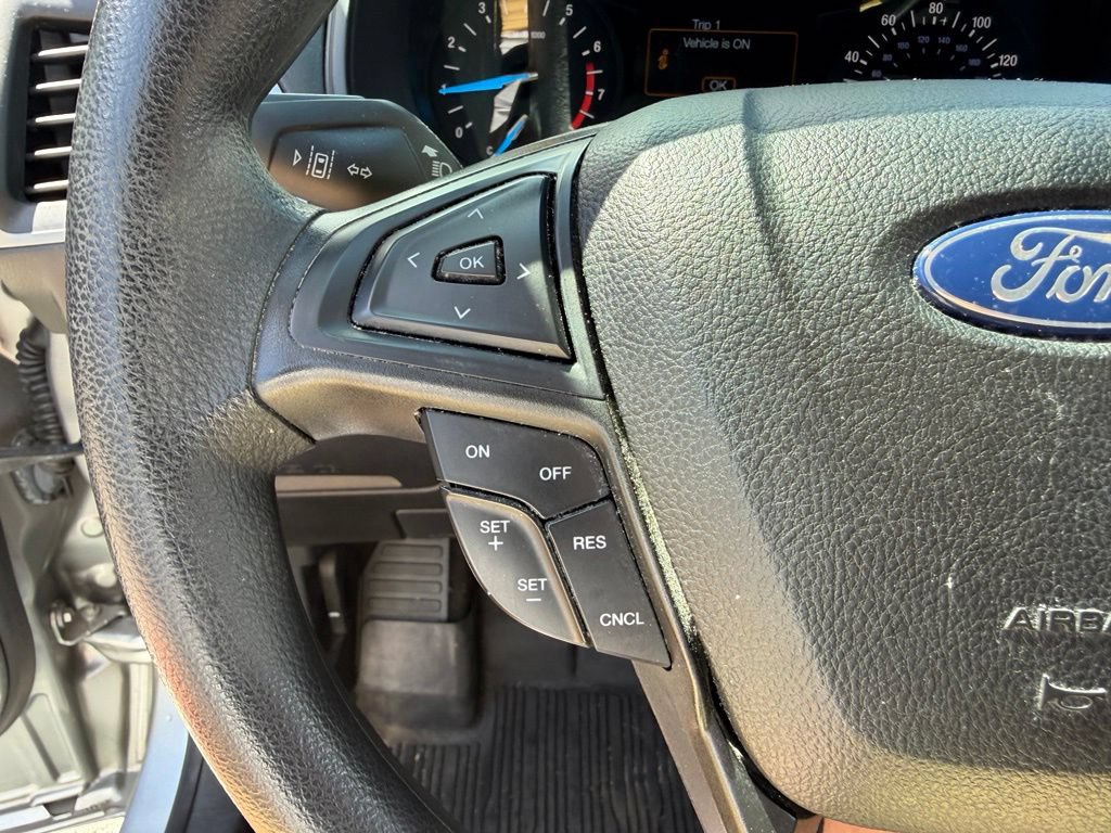 Used 2020 Ford Edge SE FWD image 24