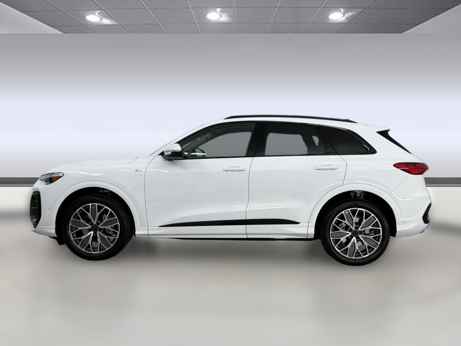 New 2026 Audi Q5 Prestige AWD/4WD image 2