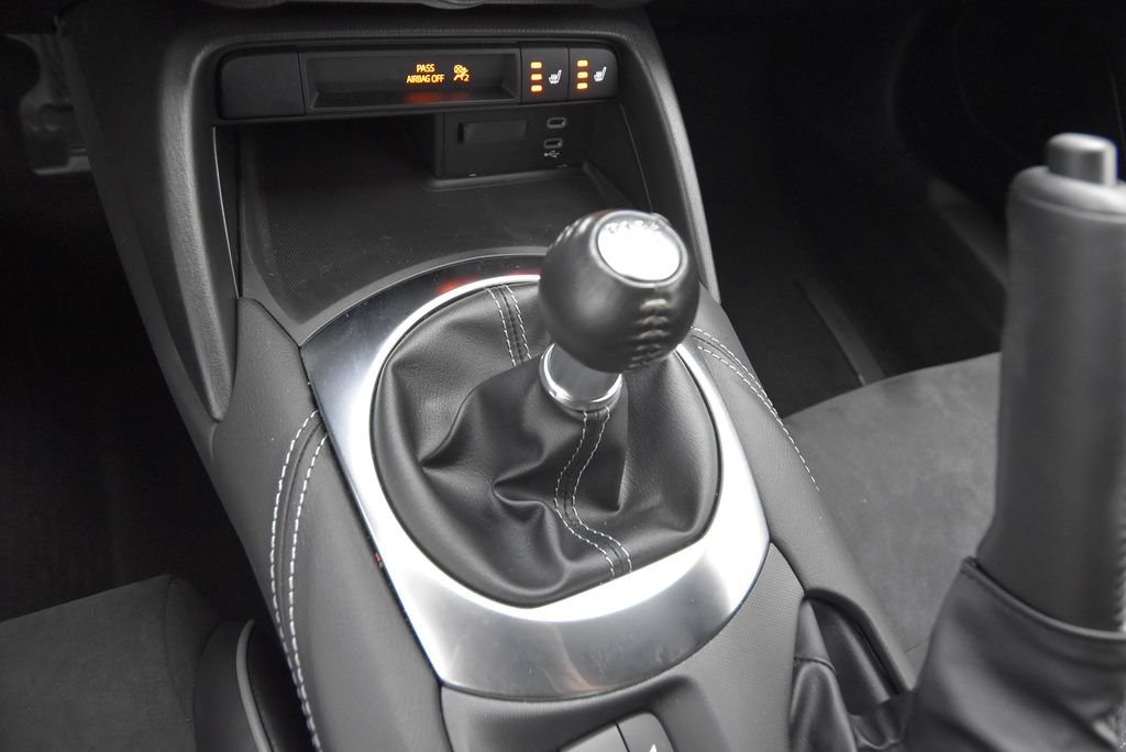 Used 2025 MAZDA MX-5 Miata Club w/ Brembo/BBS Recaro Package RWD image 38