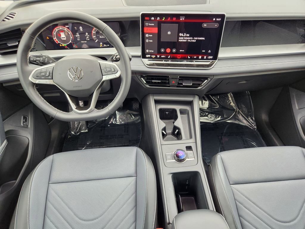 New 2026 Volkswagen Tiguan SE image 16