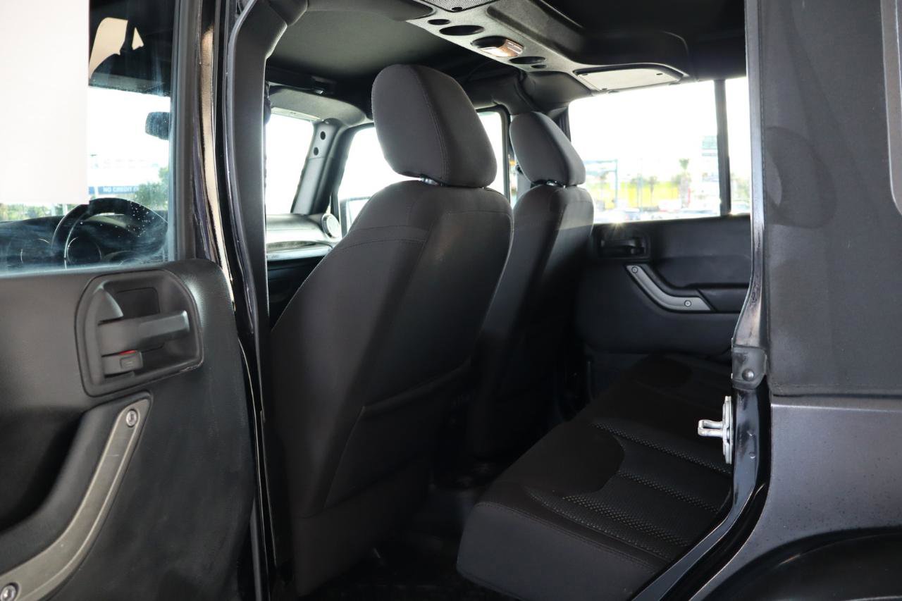 Used 2016 Jeep Wrangler Unlimited Sport image 27