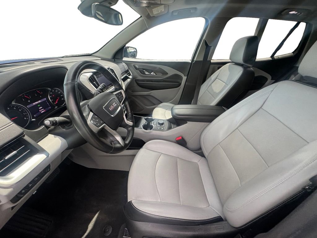 Used 2023 GMC Terrain SLT w/ Tech Package FWD image 10