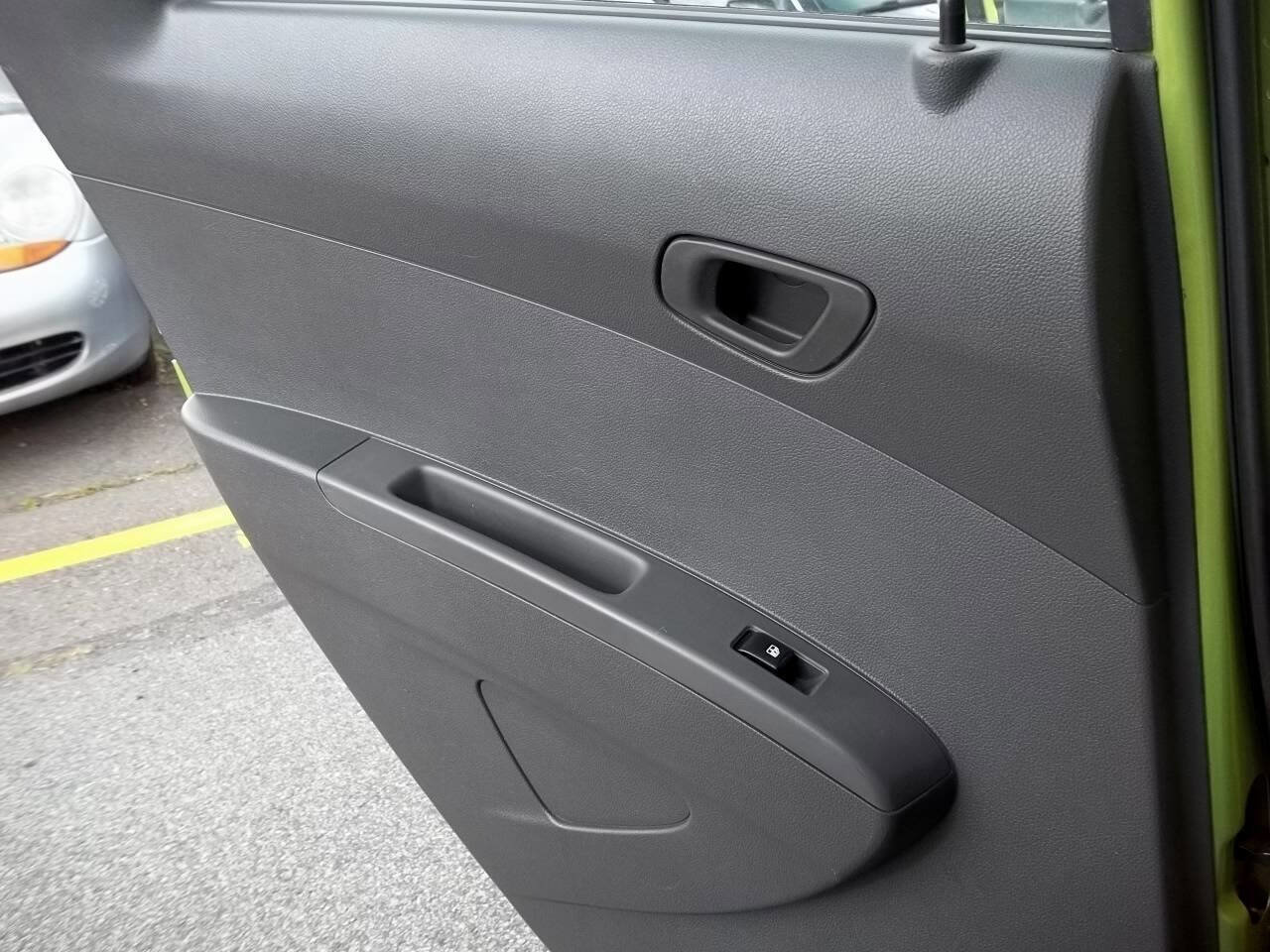 Used 2013 Chevrolet Spark LT image 12